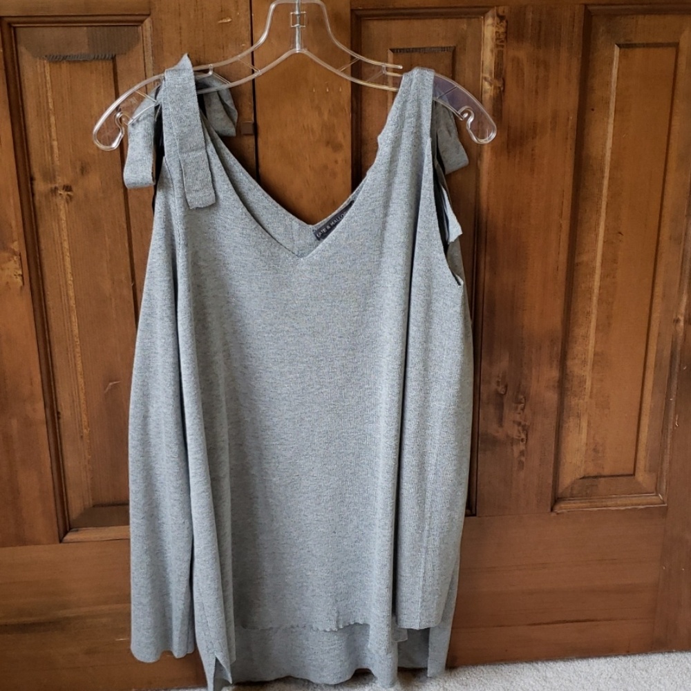 Lightweight sweater - Picture 2 of 4